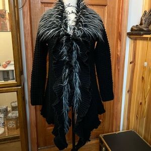 Ania A. Black Woven Wool Jacket with 3 Hook Front Closure. Faux Fur. Size S